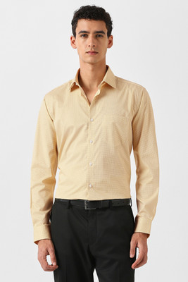 VAN HEUSEN Men Solid Formal Yellow Shirt