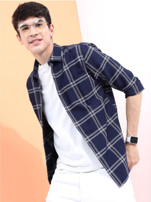 HIGHLANDER Men Checkered Casual Dark Blue Shirt