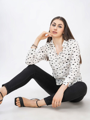 clobug Women Printed Casual White, Black Shirt