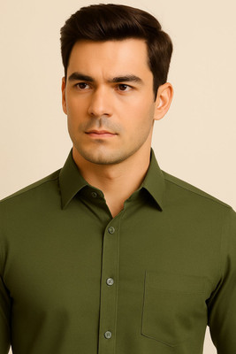 OFFICER CHOICE Men Solid Formal Green Shirt