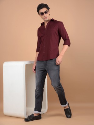 CRIMSOUNE CLUB Men Solid Casual Maroon Shirt