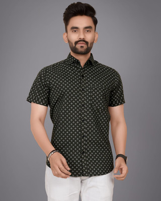 Voroxy Men Printed Casual Green, White Shirt