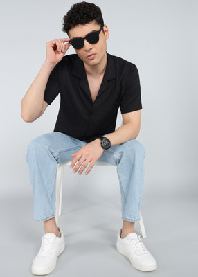 Paralians Men Solid Casual Black Shirt