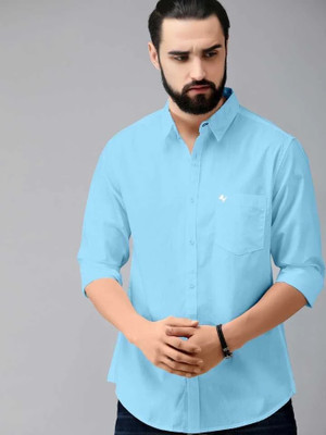 SilverBuck Men Solid Casual Light Blue Shirt
