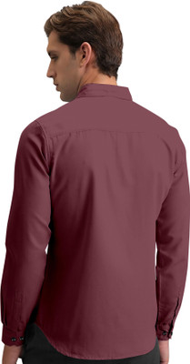 TRENDING SHIRTWALE Men Solid Casual Maroon Shirt