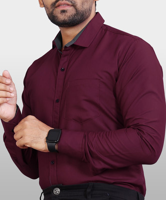 VeBNoR Men Solid Formal Maroon Shirt
