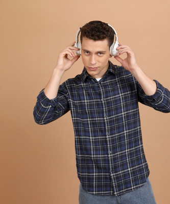 HIGHLANDER Men Checkered Casual Dark Blue, Black, White Shirt