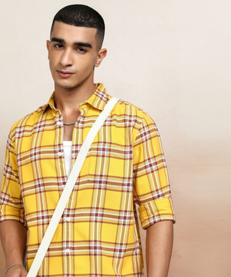 HIGHLANDER Men Checkered Casual Yellow Shirt