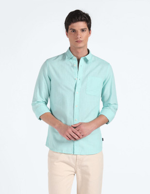 FLYING MACHINE Men Solid Casual Light Blue Shirt