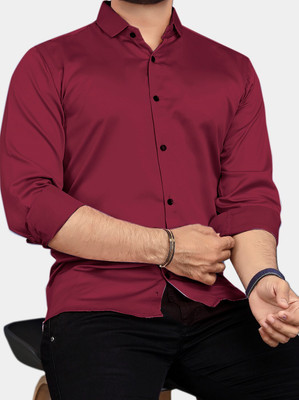 VezVoR Men Solid Party Maroon Shirt