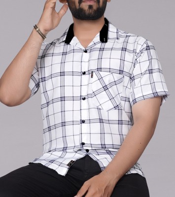 Surhi Men Checkered Casual White Shirt