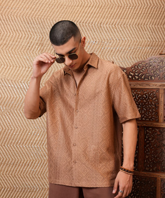 HIGHLANDER Men Self Design Casual Brown Shirt