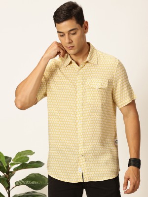 THOMAS SCOTT Men Printed Casual Yellow Shirt