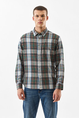 Snitch Men Checkered Casual Green Shirt