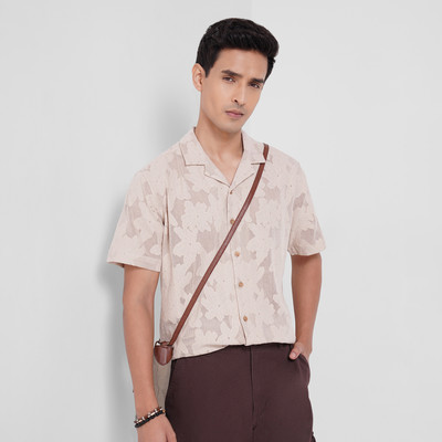 7 Alt by Pantaloons Men Printed Casual Beige Shirt