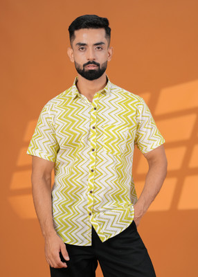 JAHIDA COMFORT WITH STYLE Men Printed Casual Yellow Shirt