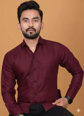 RJSFASHION Men Solid Casual Maroon Shirt