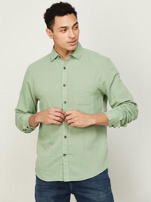 Fame Forever by Lifestyle Men Solid Casual Green Shirt