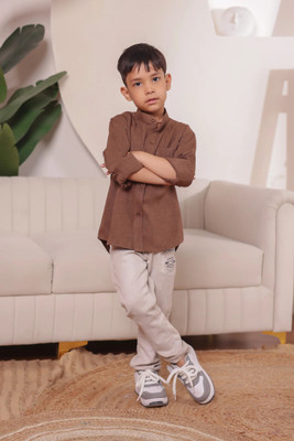 STUFFIE LAND Boys Solid Casual Brown Shirt