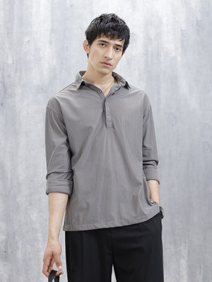 WROGN Men Solid Casual Grey Shirt