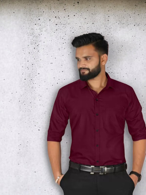 HENDRIX FASHION Men Solid Casual Maroon Shirt