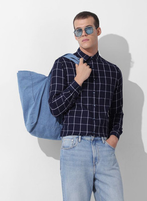 The Indian Garage Co. Men Checkered Casual Dark Blue Shirt