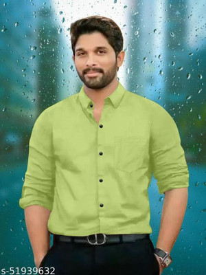 PAVITRAHUB Men Solid Party Green Shirt