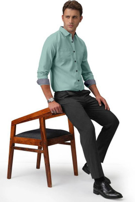 Vasanam Men Solid Casual Light Green Shirt