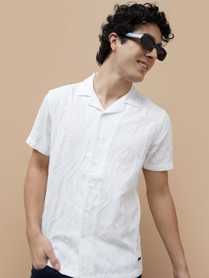Fame Forever by Lifestyle Men Solid Casual White Shirt