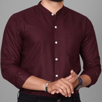 Voroxy Men Solid Formal Maroon Shirt