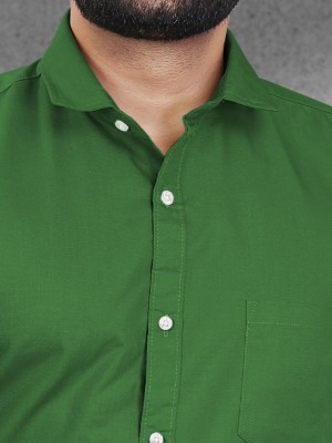 VeBNoR Men Solid Formal Green Shirt