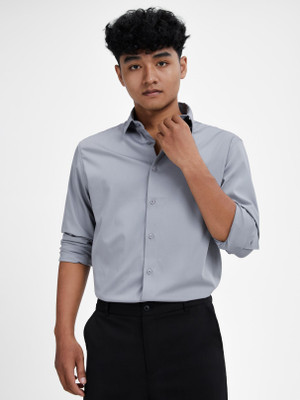 vrunda Men Solid Casual Grey Shirt