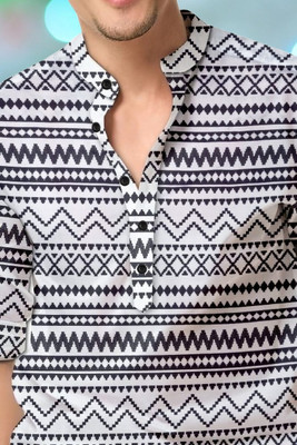 StellLIFEsTYLE Men Solid Casual Black, White Shirt