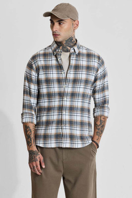 Snitch Men Checkered Casual White Shirt