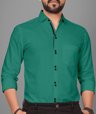 Tyzlo Men Solid Formal Green Shirt