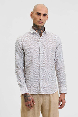 Snitch Men Geometric Print Casual Grey Shirt