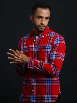 THE BEAR HOUSE Men Checkered Casual Red Shirt