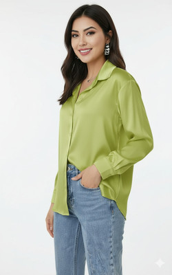 Wildez Women Solid Casual Green Shirt