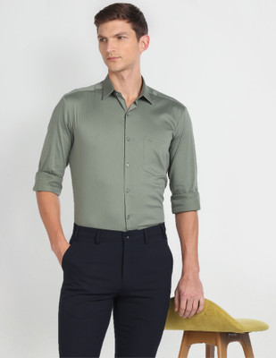 ARROW Men Solid Formal Green Shirt