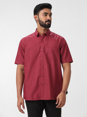 VIVEAGHAM Men Solid Casual Red Shirt