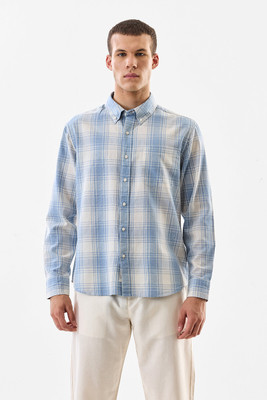 Snitch Men Checkered Casual Light Blue Shirt