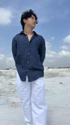 manbhar Men Solid Casual Dark Blue Shirt