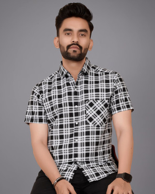 METRONAUT Men Checkered Casual White, Black Shirt