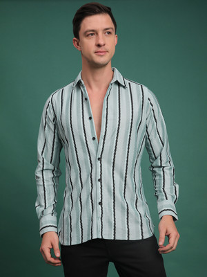 Voroxy Men Striped Casual Light Green Shirt
