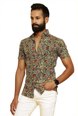 Sanskrutihomes Men Printed Casual Green Shirt