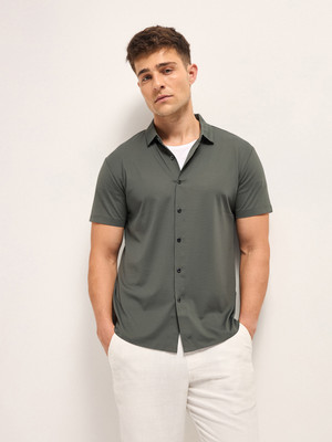 THE BEAR HOUSE Men Solid Sports Grey Shirt