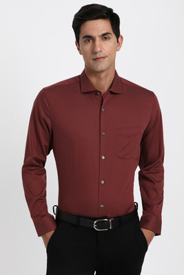 PETER ENGLAND Men Solid Formal Maroon Shirt