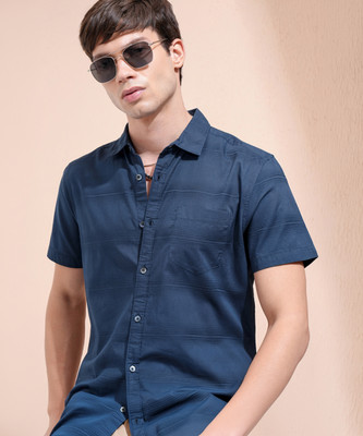 HIGHLANDER Men Striped Casual Blue Shirt