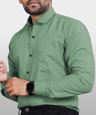 VeBNoR Men Solid Formal Green Shirt