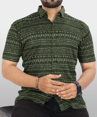 VeBNoR Men Printed Casual Green Shirt